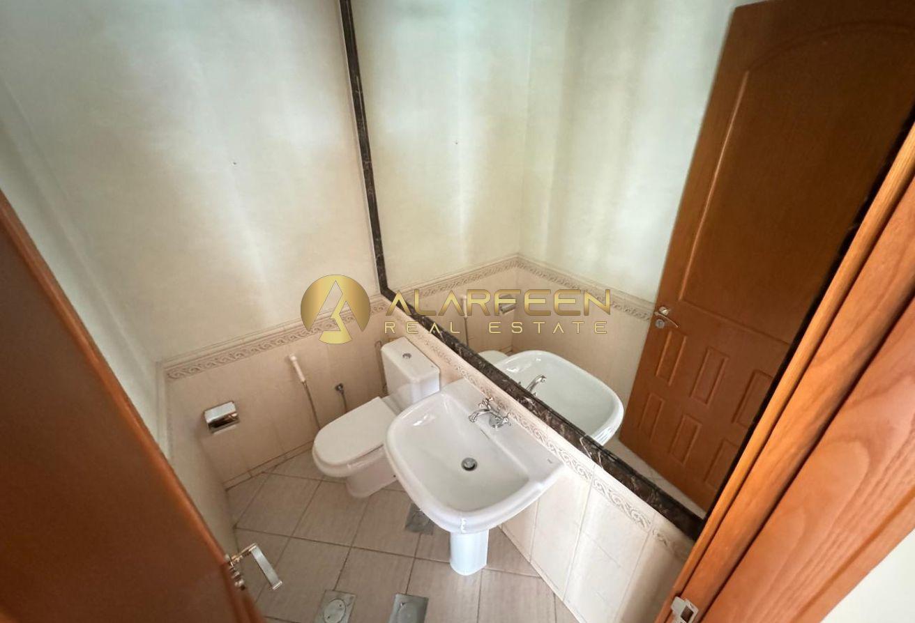4 bed villa | Gated Community | Private Garden photo 9