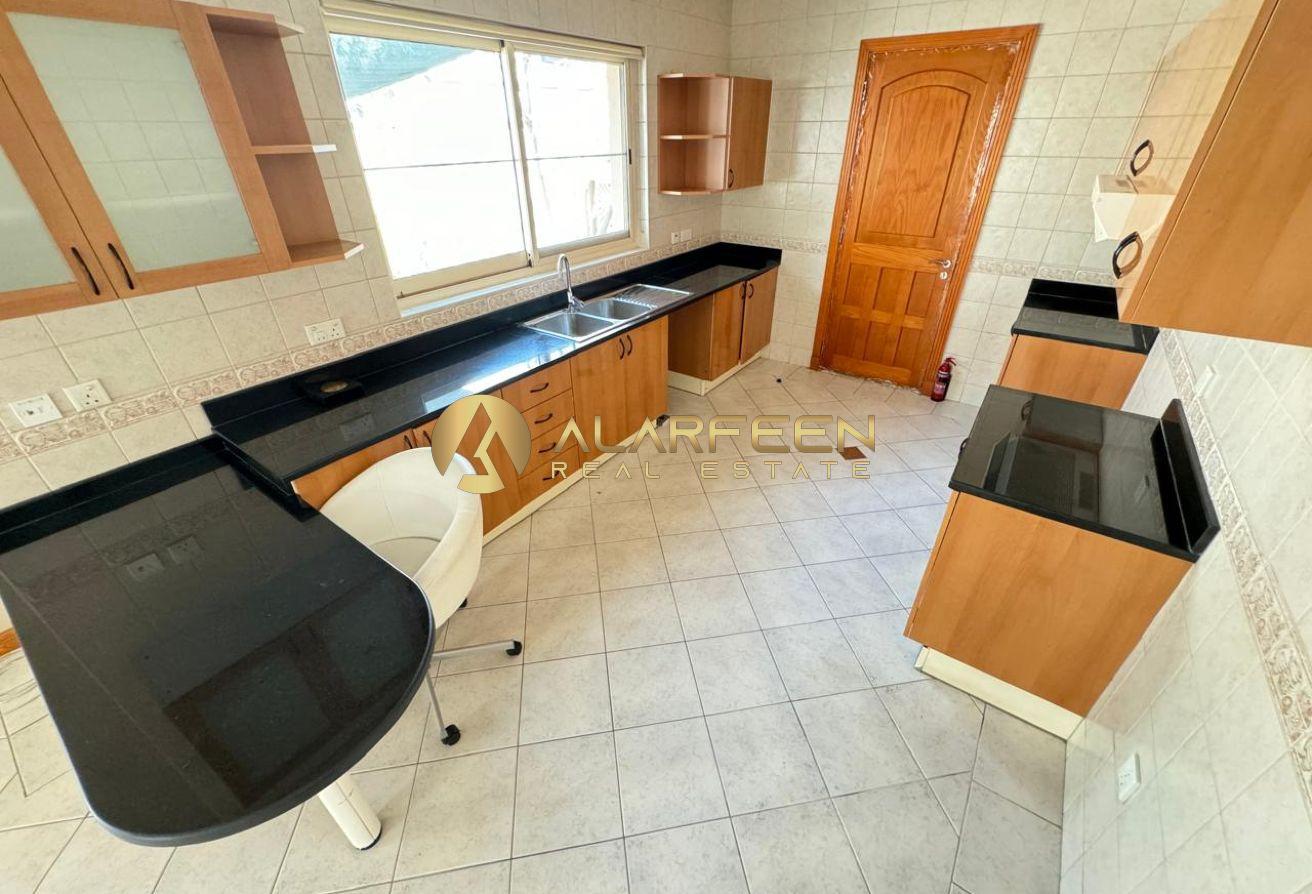 4 bed villa | Gated Community | Private Garden photo 6