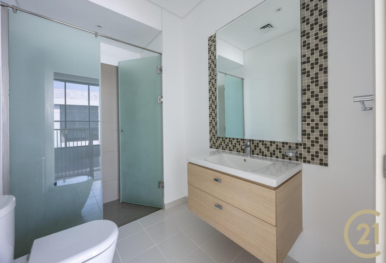 5BR + Maid | Vacant | Viewable | Singlerow photo 15