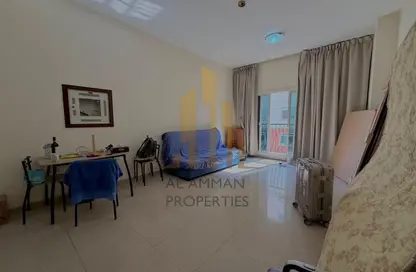 شقة - 1 حمام للايجار في ترافلغار سينترال - منطقة مركز الأعمال - المدينة العالمية - دبي