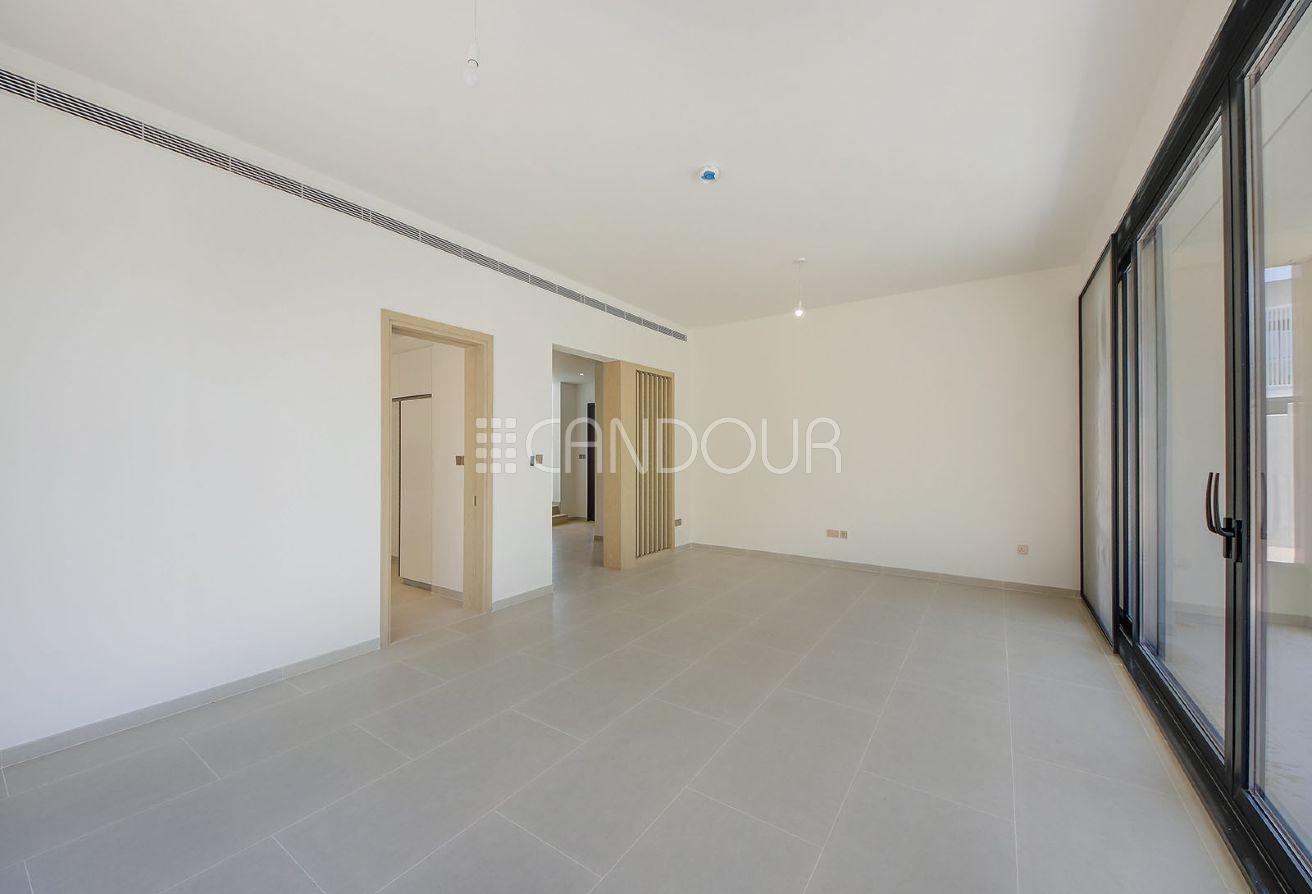 Corner Unit | Type C1 | Next to the Park | Vacant photo 4