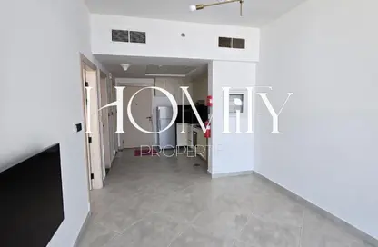 Apartment - 1 Bedroom - 1 Bathroom for rent in Binghatti Avenue - Al Jaddaf - Dubai