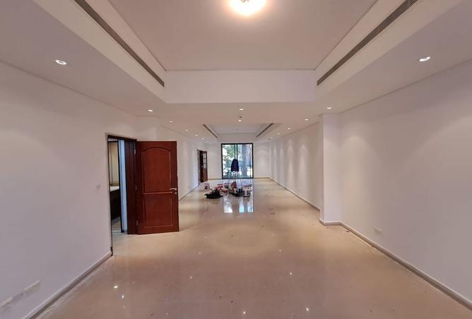 122900545 - Property Image 2