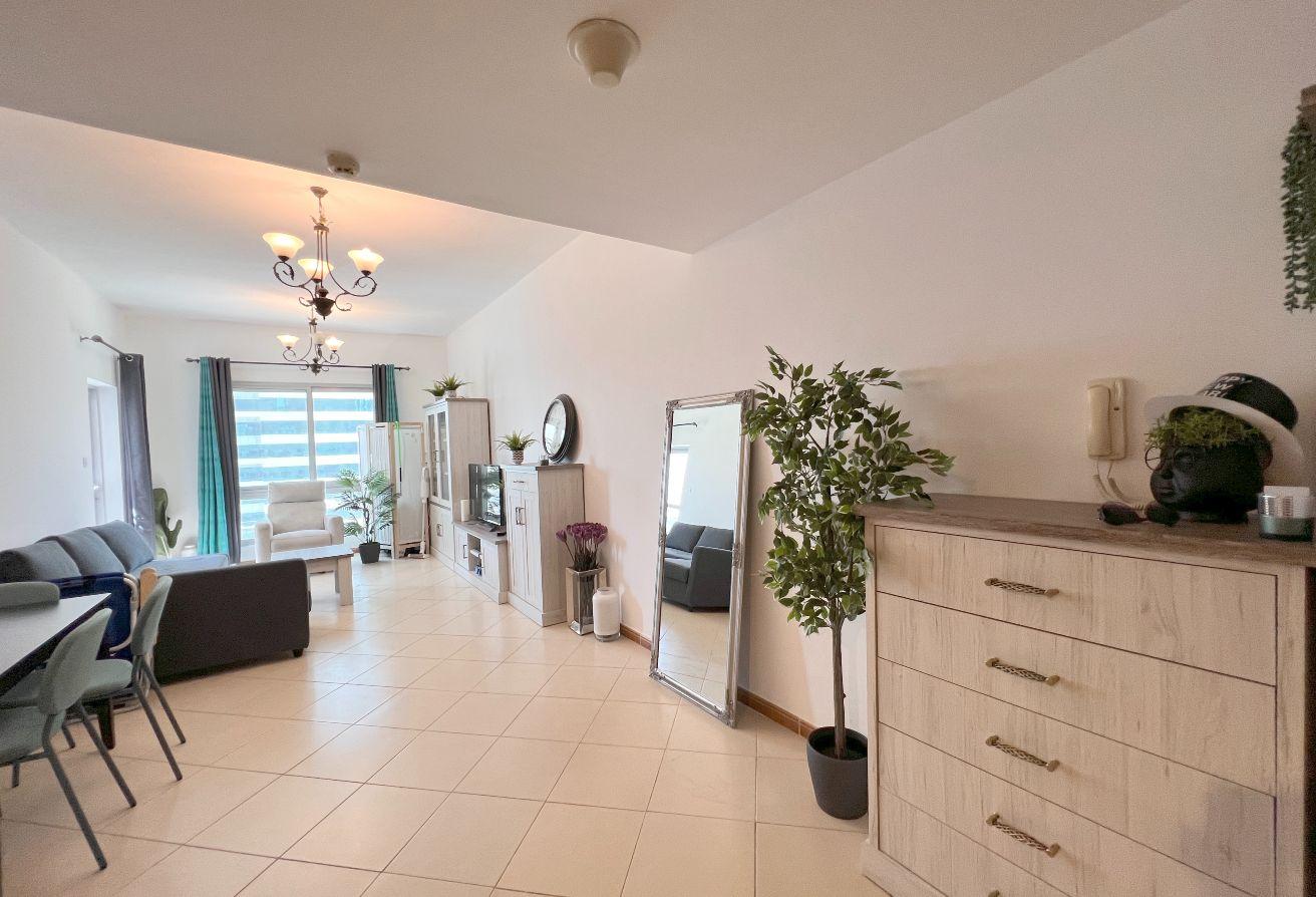 Furnished 1BR | Highest Floor | Great Location photo 10