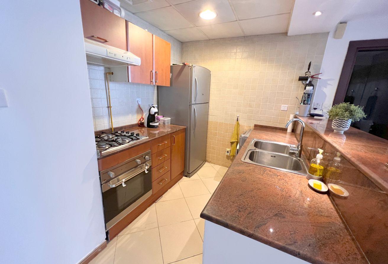 Furnished 1BR | Highest Floor | Great Location photo 6