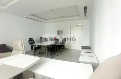 مكتب - غرفة نوم - 1 حمام للايجار في برج تماني - الخليج التجاري - دبي