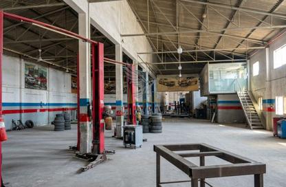 Warehouse - Studio - 3 Bathrooms for rent in Industrial Area 4 - Sharjah Industrial Area - Sharjah