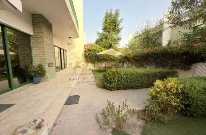 Villa - 4 Bedrooms - 5 Bathrooms for rent in Umm Suqeim 1 - Umm Suqeim - Dubai