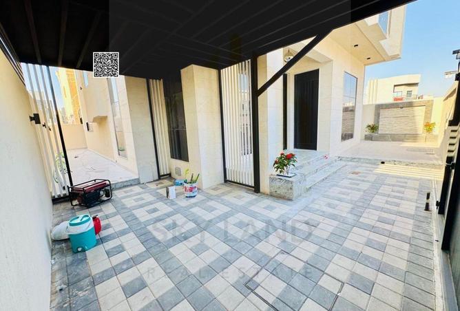 100402414 - Property Image 2