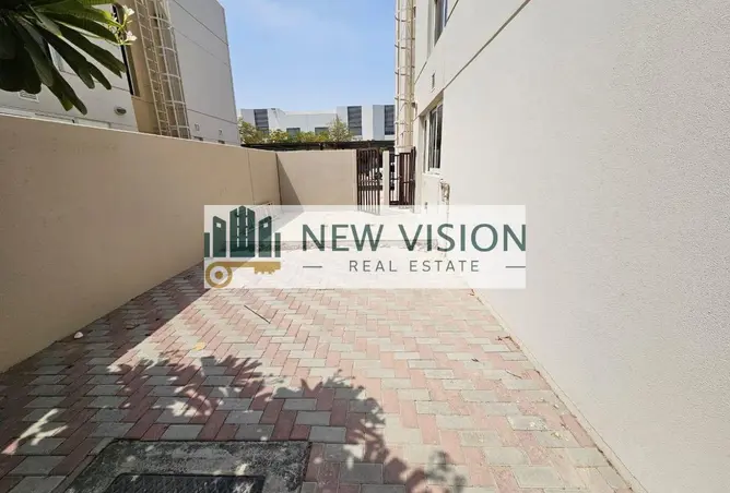 146003975 - Property Image 3