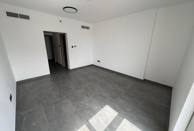 87895461 - صورة العقار 3