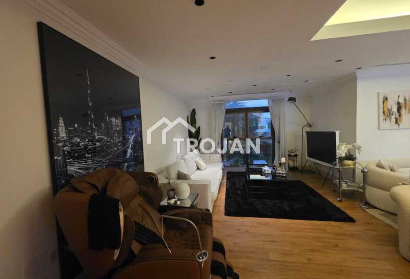 Spacious 4BR Villa | Prime Location | Furnished photo 4