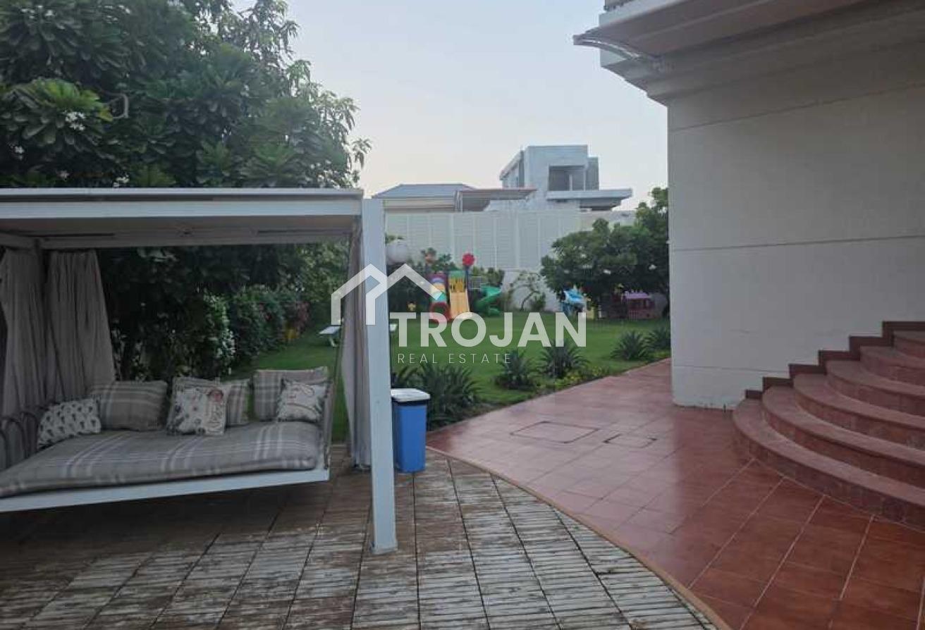 Spacious 4BR Villa | Prime Location | Furnished photo 27