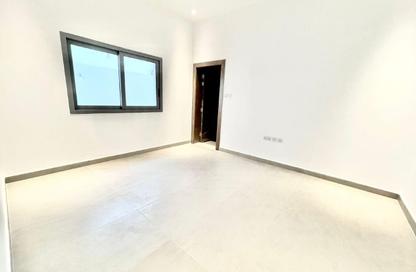 Villa - 5 Bedrooms - 6 Bathrooms for rent in Hoshi - Al Badie - Sharjah
