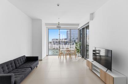 Apartment - 1 Bedroom - 2 Bathrooms for sale in 5242 Tower 2 - 5242 - Dubai Marina - Dubai