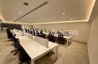 مكتب - استوديو - 1 حمام للايجار في برج أوبال - الخليج التجاري - دبي