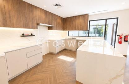 Townhouse - 4 Bedrooms - 6 Bathrooms for rent in West Village - Al Furjan - Dubai