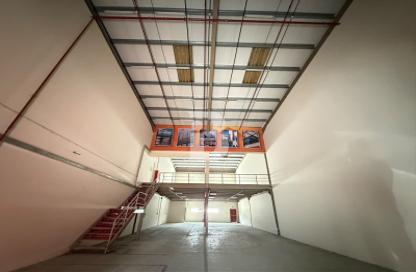 Warehouse - Studio for rent in Dubai Investment Park (DIP) - Dubai