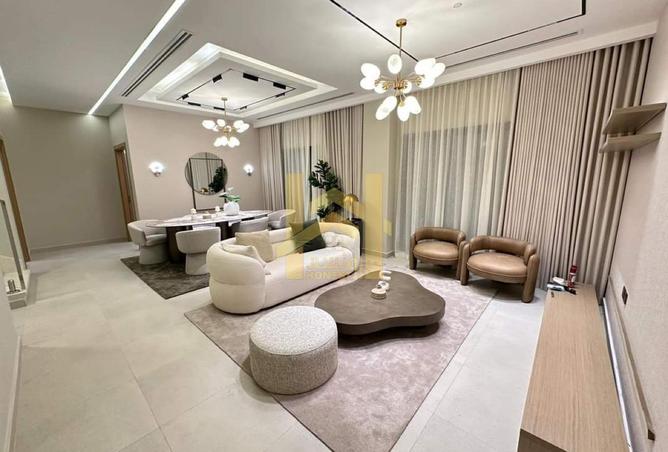 84084602 - Property Image 2