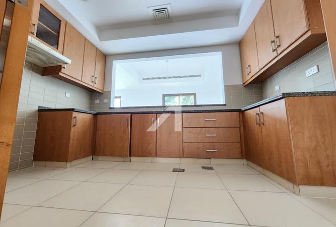 83240115 - Property Image 3