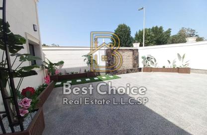 Villa - 6 - 7+ for sale in Al Mansoura - Al Sharq - Sharjah