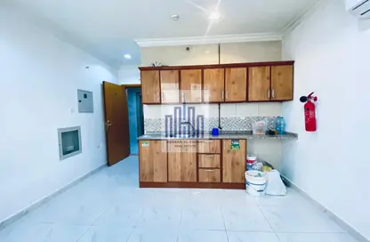 شقة - 1 حمام للايجار في طريق فاير ستاشن - مويلح - الشارقة