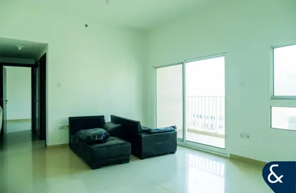 Apartment - 2 Bedrooms - 1 Bathroom for sale in Centrium Tower 4 - Centrium Towers - Dubai Production City (IMPZ) - Dubai