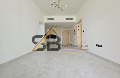Apartment - 3 - 3 for rent in Binghatti Avenue - Al Jaddaf - Dubai