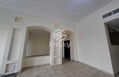 Villa - 5 Bedrooms - 6 Bathrooms for rent in Khalidiya Village - Al Khalidiya - Abu Dhabi Villa - 5 Bedrooms - 6 Bathrooms for rent in Khalidiya Village - Al Khalidiya - Abu Dhabi