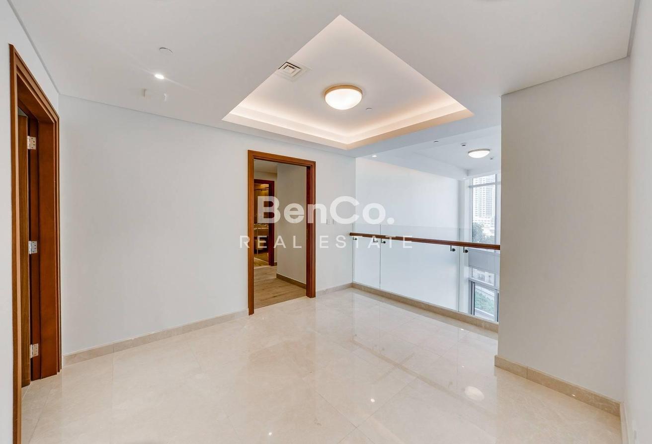 Duplex | Ultra Luxury | Brand New photo 7