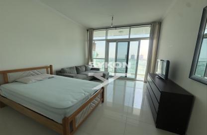 Apartment - Studio - 1 for rent in Carson C - Carson - Damac Hills - Dubai