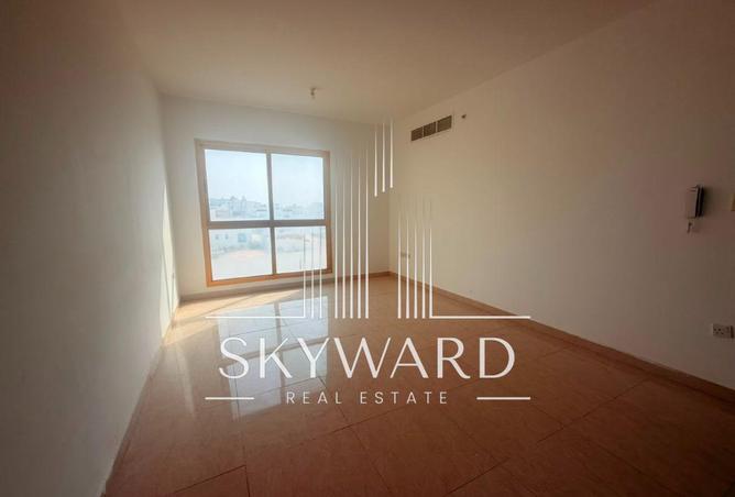 130202446 - Property Image 3