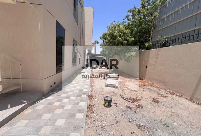 87863667 - Property Image 2