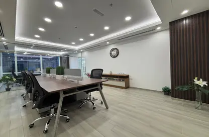 مكتب - استوديو - 1 حمام للايجار في برج تماني - الخليج التجاري - دبي