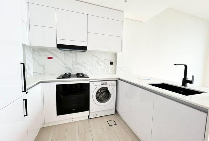 73110847 - Property Image 3