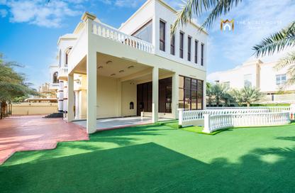 Villa - 7+ Bedrooms - 7+ Bathrooms for rent in Sector E - Emirates Hills - Dubai Villa - 7+ Bedrooms - 7+ Bathrooms for rent in Sector E - Emirates Hills - Dubai