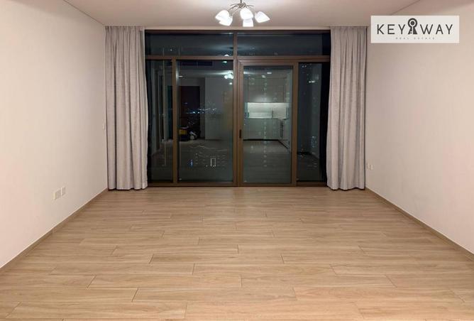 135618007 - Property Image 2
