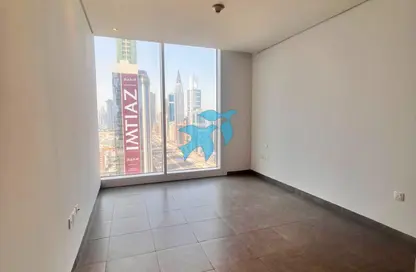 Apartment - 2 Bathrooms for rent in Maze Tower - Sheikh Zayed Road - Dubai