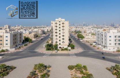 Whole Building - 7+ - 7+ for sale in Bu Tina - Al Sharq - Sharjah