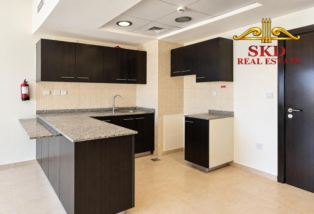 Spacious Studio | Vacant | Unfurnished | Best Deal photo 6