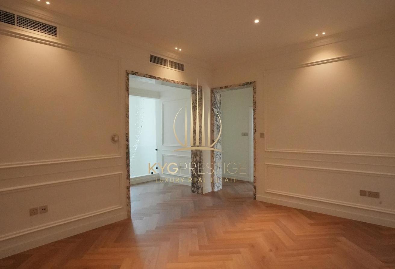 Rare Opportunity | Fully renovated | Vacant photo 15