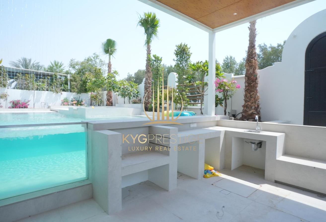 Rare Opportunity | Fully renovated | Vacant photo 29