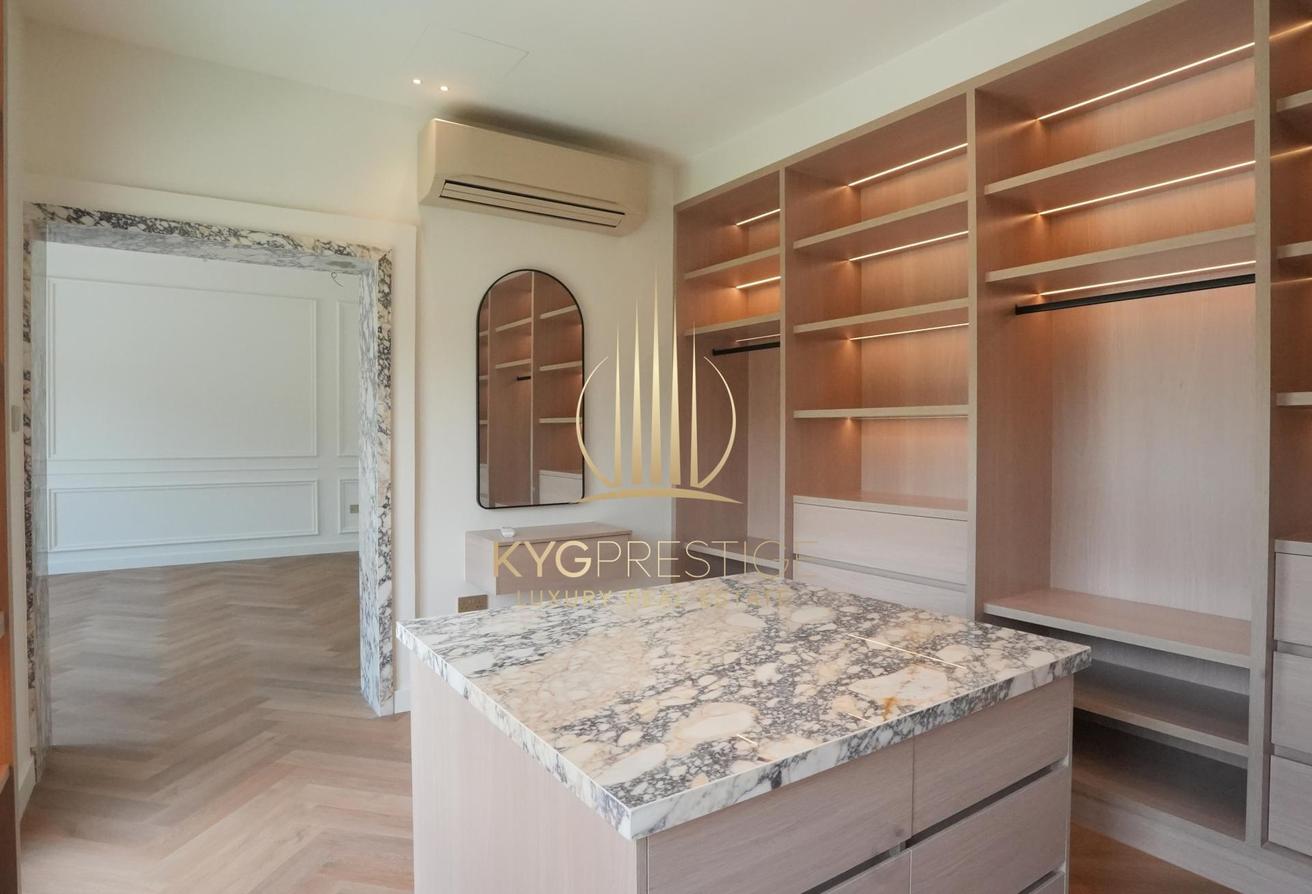 Rare Opportunity | Fully renovated | Vacant photo 24