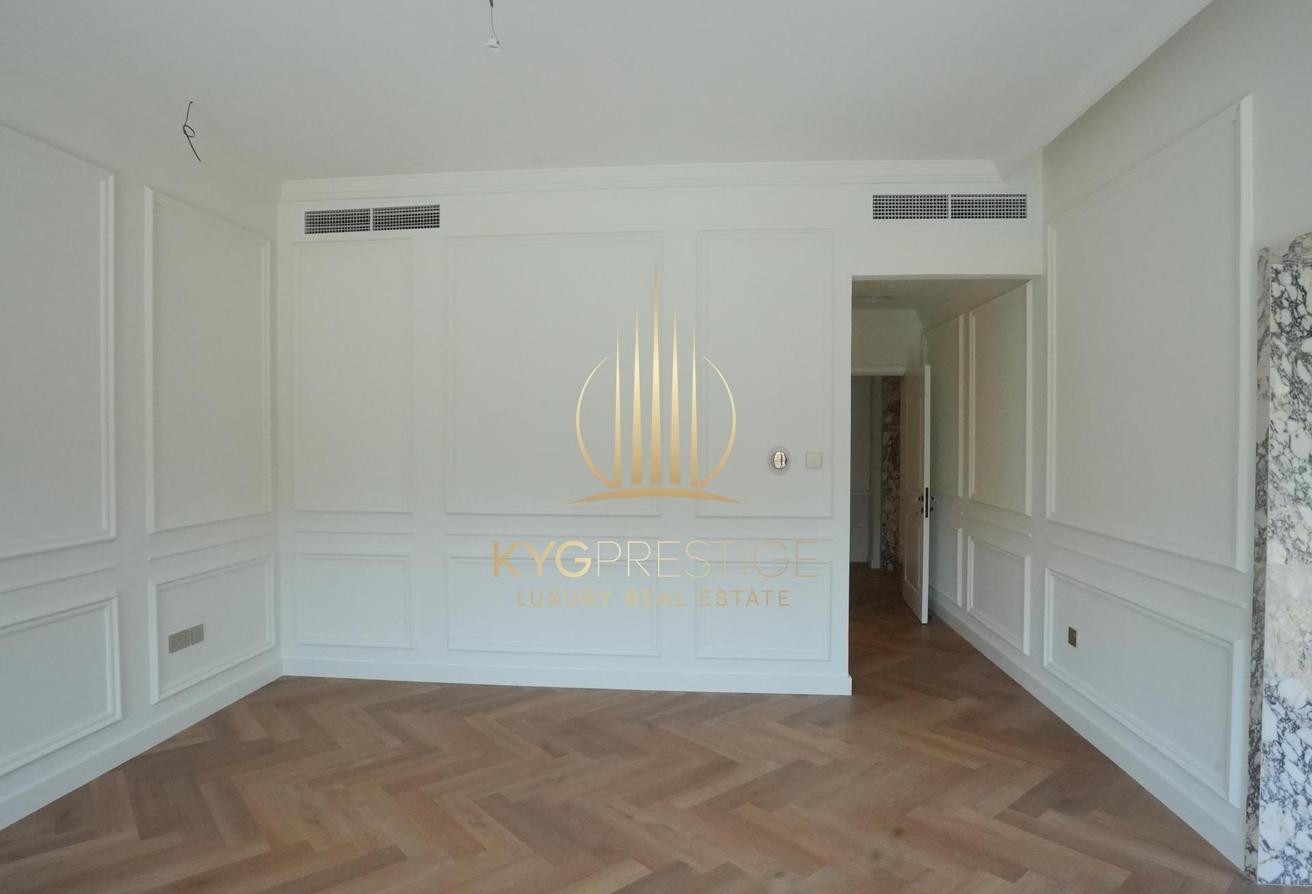 Rare Opportunity | Fully renovated | Vacant photo 22