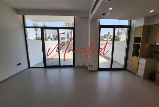 2OxbQ25Zo9I - Property Main Image