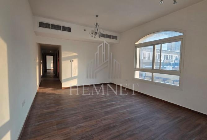 130217575 - Property Main Image