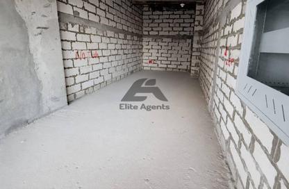 Shop - Studio - 1 Bathroom for rent in Azizi Riviera 48 - Azizi Riviera - Meydan One - Meydan - Dubai