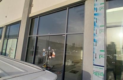 Shop - Studio - 1 Bathroom for rent in Al Rashidiya Towers - Al Rashidiya - Ajman Downtown - Ajman