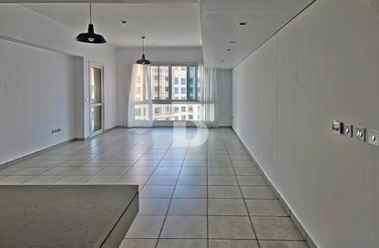 Apartment - 2 - 3 for rent in Marina Residences 5 - Marina Residences - Palm Jumeirah - Dubai