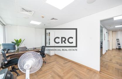 Office Space - Studio - 2 for rent in One Lake Plaza - JLT Cluster T - Jumeirah Lake Towers - Dubai